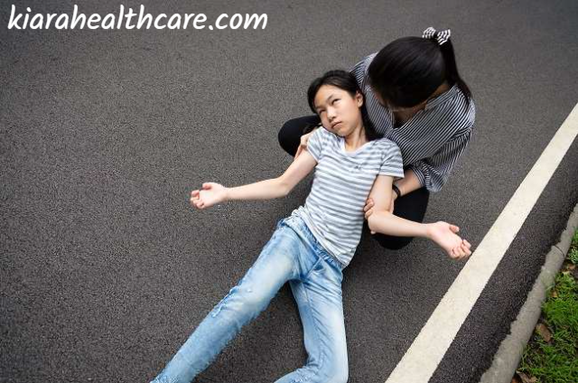 Gejala Gangguan Otak di Usia Muda dari Cara Jalan